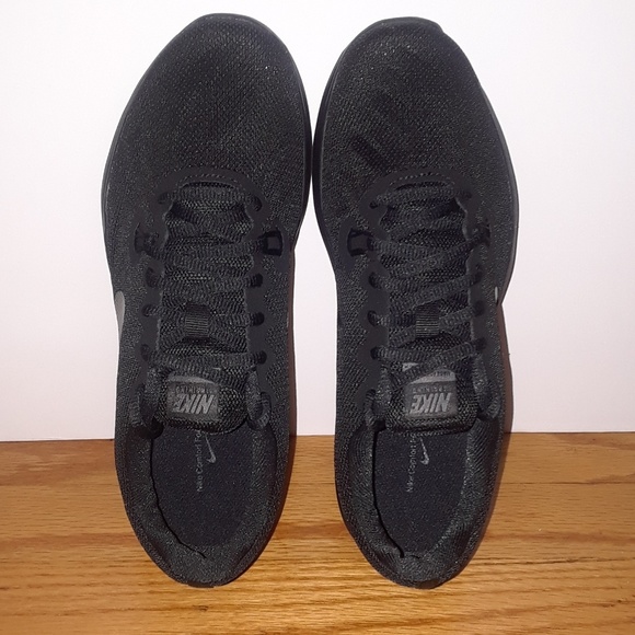 NWT Nike In Season TR 7 - Picture 3 of 6